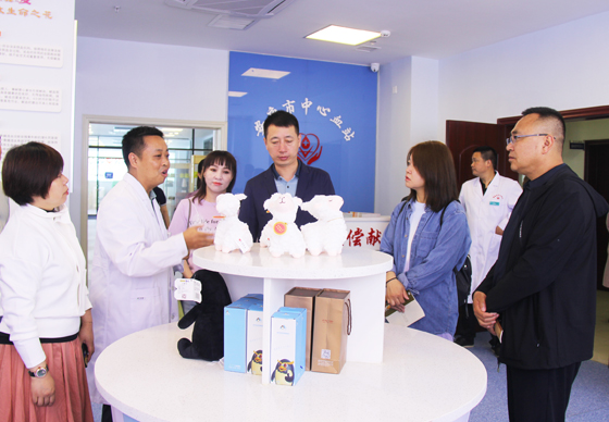 榆林市中心血站一行來我站參觀交流