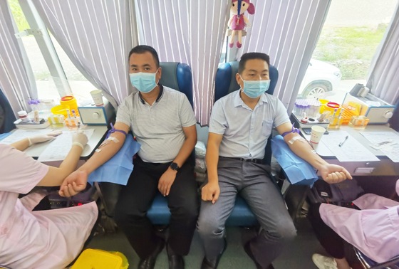 旬陽縣紅軍鎮(zhèn)開展“學(xué)黨史、辦實事”愛心獻血 活動