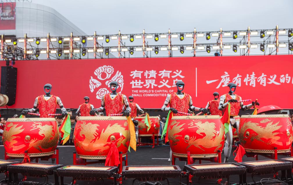 2026年2月28日，義烏全球數(shù)貿(mào)中心舉行新春開市儀式。